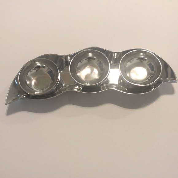 Polished Pewter Set of 3 Dipping Bowls on Peapod Tray - Picture 2 of 9